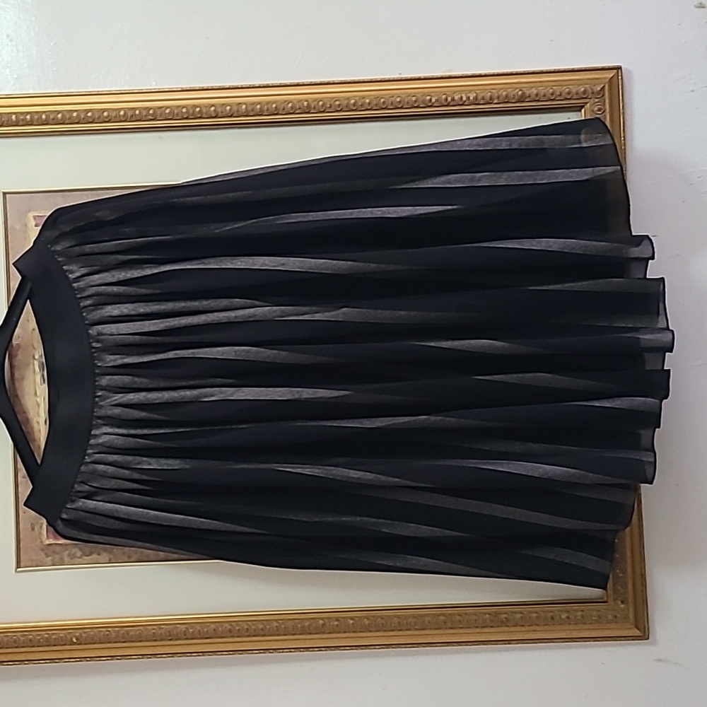 HUGO BOSS PLEATED ELASTIC WAIST BAND SKIRT SIZE 2